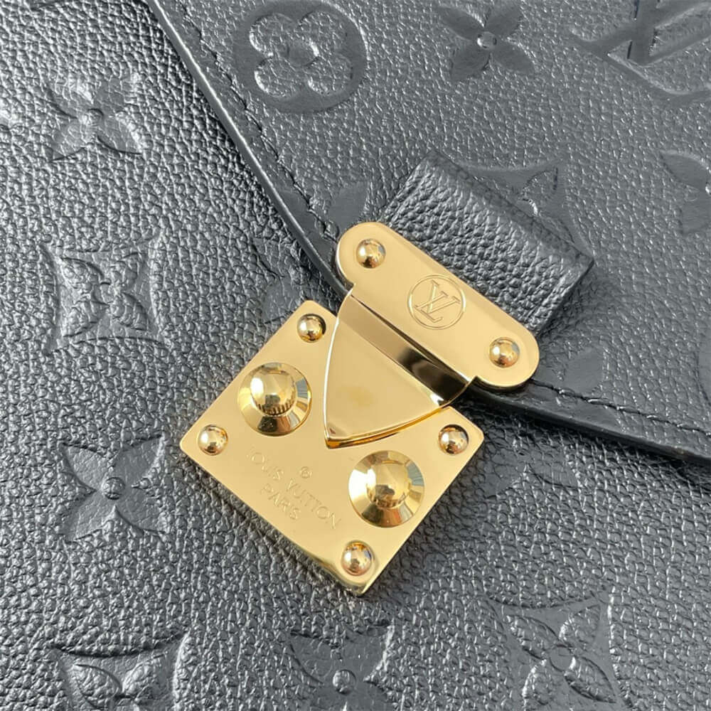 LV Pochette Métis