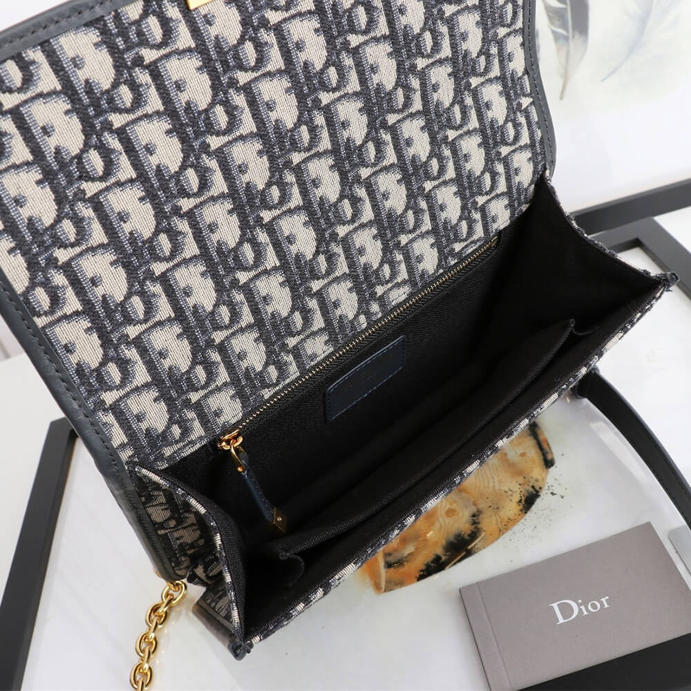 D*or 30 montaigne chain bag