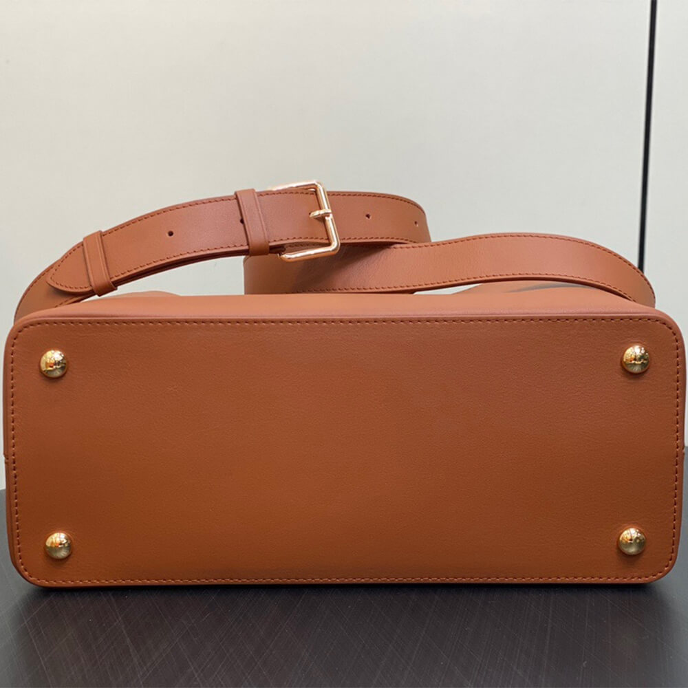 LV Capucines GM Souple