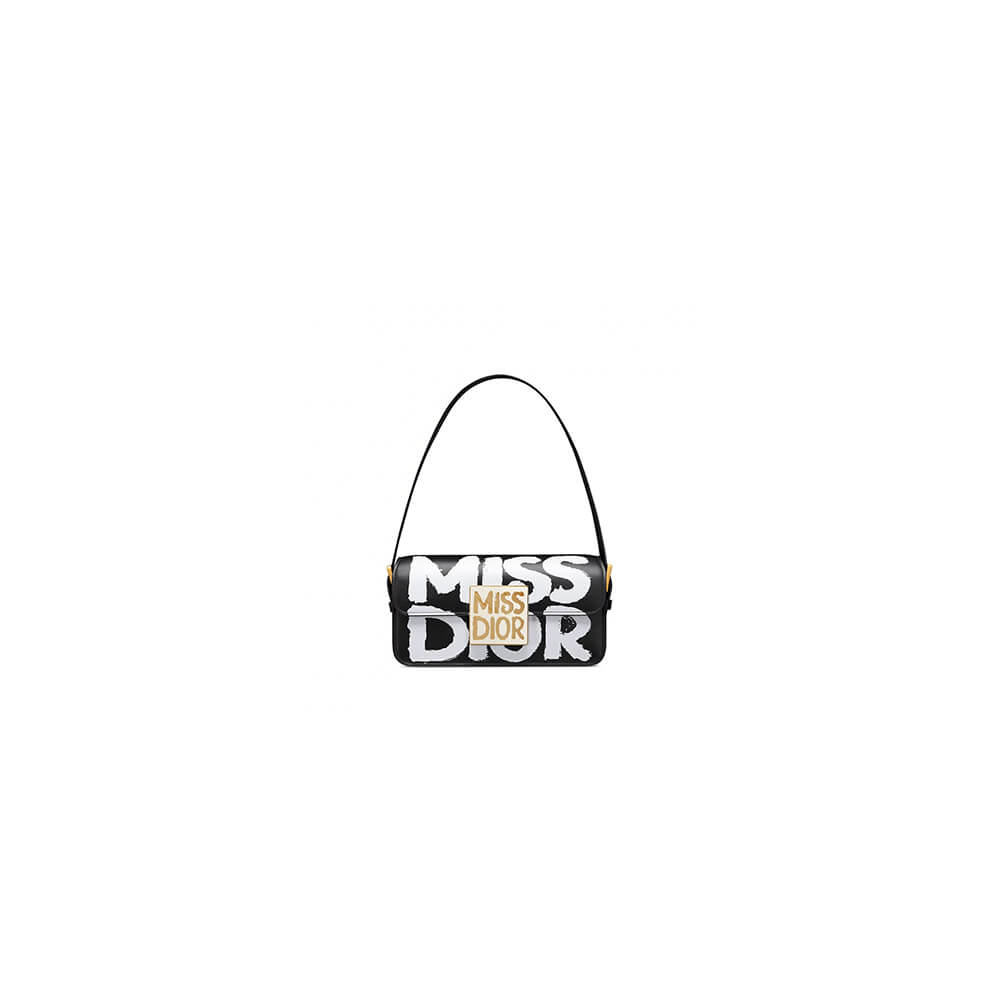 miss D*or flap bag