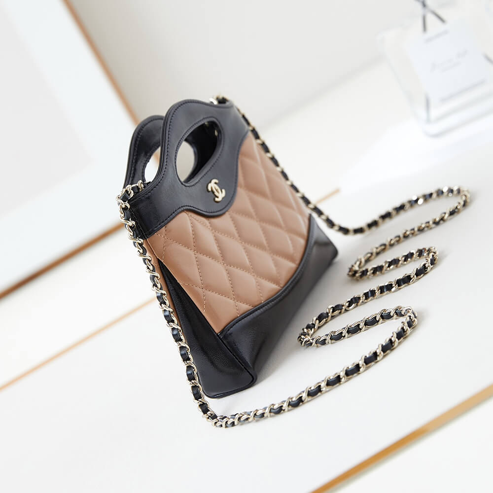Ch*el 31 nano bag