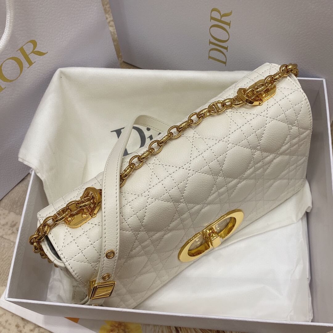 medium D*or caro bag