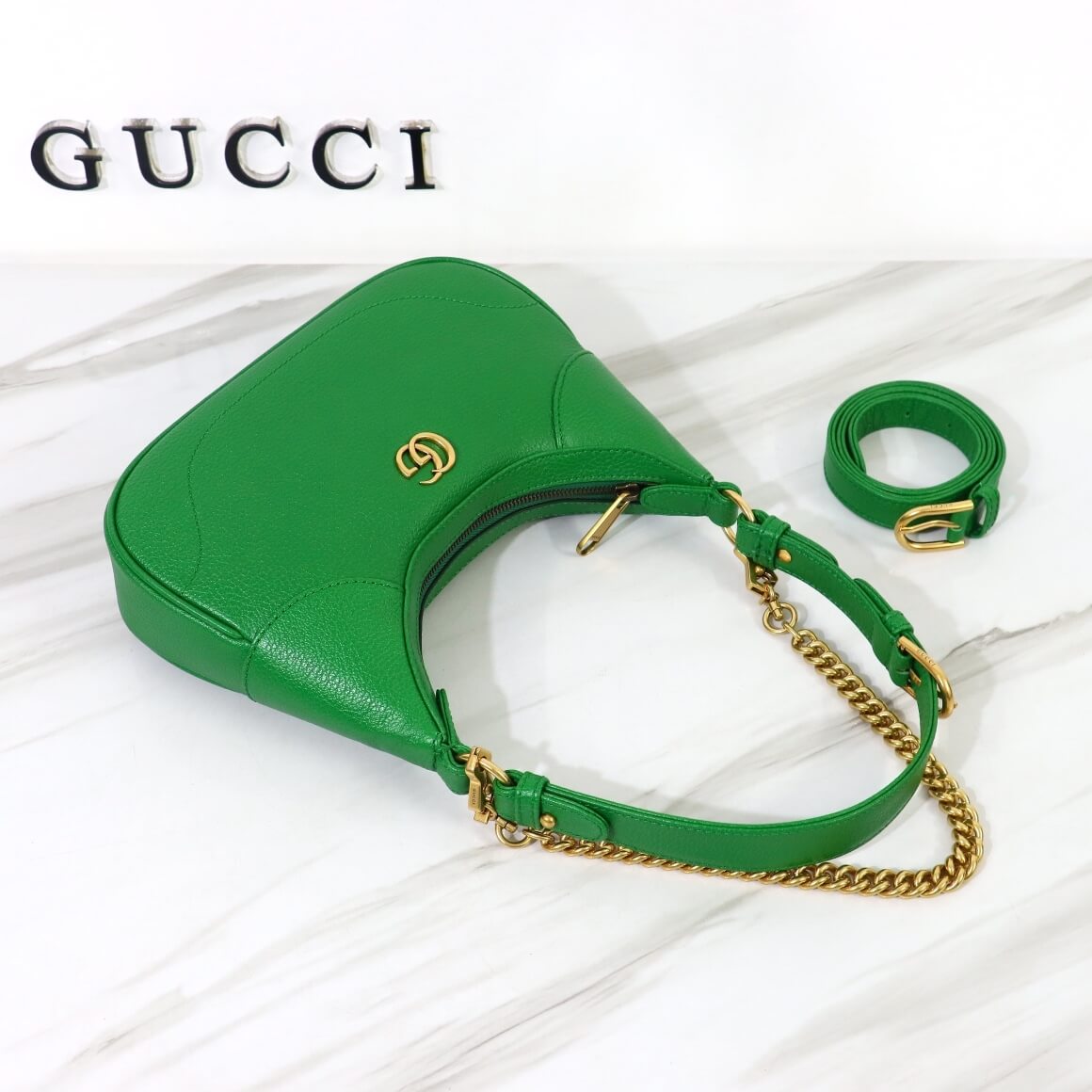 G*u*i aphrodite small shoulder bag