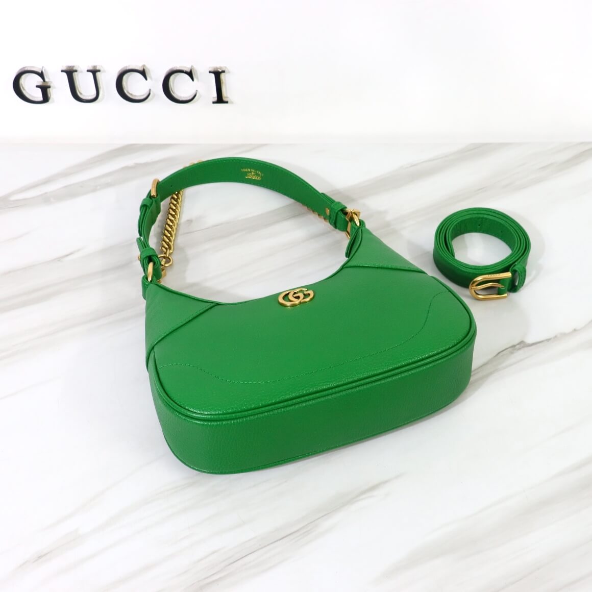 G*u*i aphrodite small shoulder bag