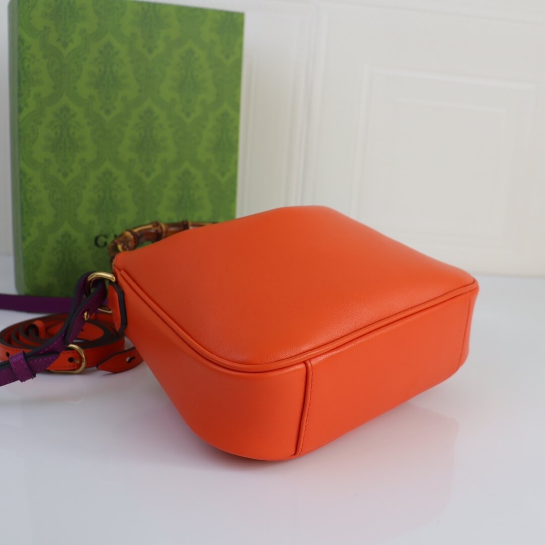 G*u*i diana bamboo small shoulder bag